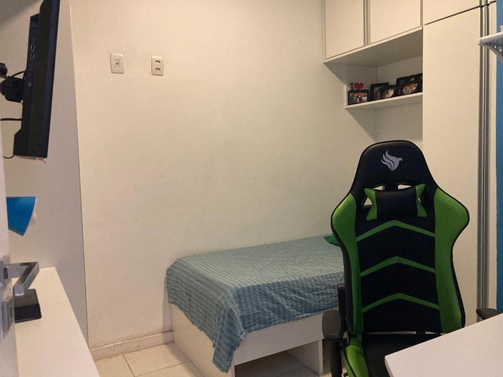 Em Copacabana Apartamento Mobiliado No Posto 6 Ріо-де-Жанейро Екстер'єр фото