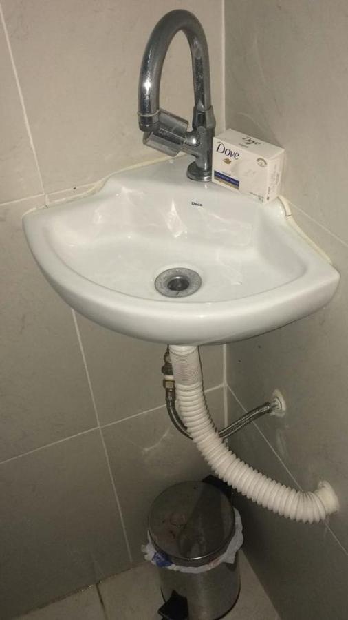 Em Copacabana Apartamento Mobiliado No Posto 6 Ріо-де-Жанейро Екстер'єр фото